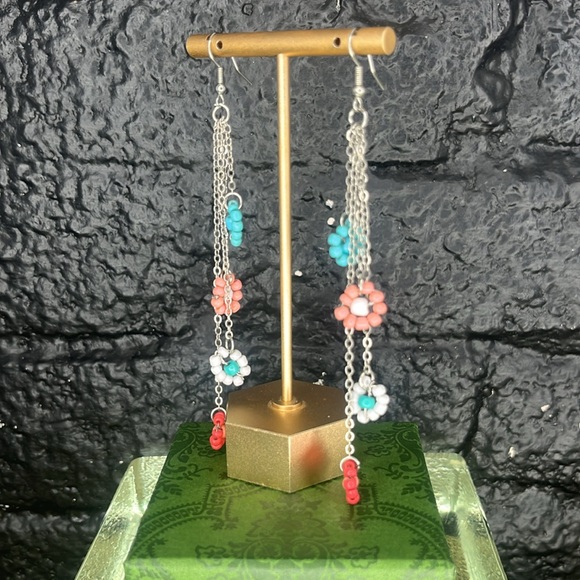 Rainbow Dangle Daisies 🌼 - Picture 1 of 4
